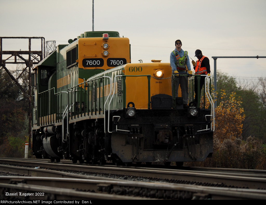 CN 7600 - the Teddy Bear Express